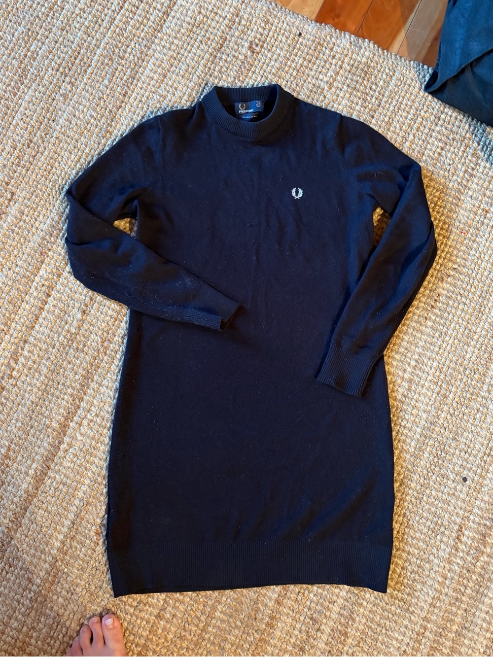 Fred Perry Navy Crewneck Long-Sleeve Merino wool Sweater dress